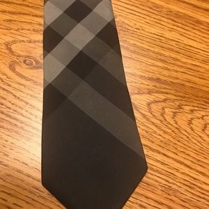Burberry tie
